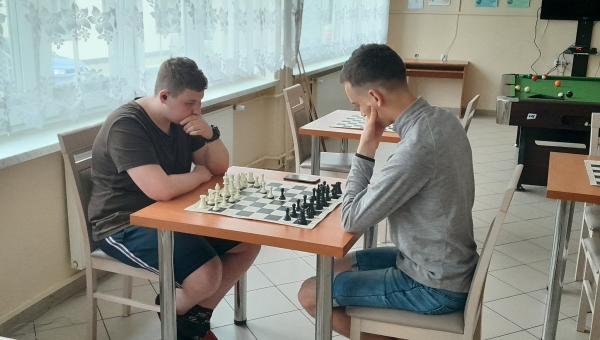 Turniej szachowy- wyniki